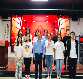 2020年9月21日上午，10名来自江苏理工大学商学院市场营销专业实习生来到ob电竞集团，正式开始为期4个月的顶岗实习阶段。本次顶岗实习共分为3个阶段：第一阶段为入职培训阶段，第二阶段为岗位实践阶段，第三阶段为总结收获阶段。